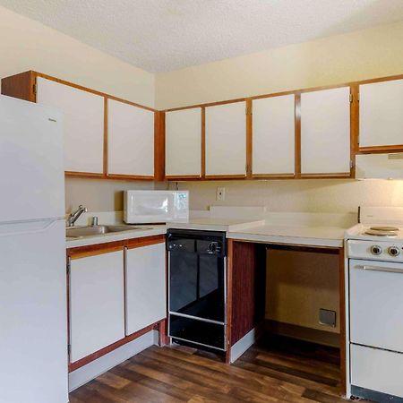 Extended Stay America Select Suites - Dallas - Las Colinas - Meadow Creek Dr Irving Exterior photo