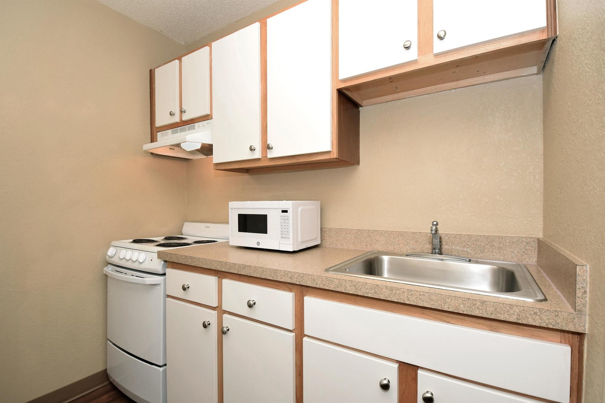 Extended Stay America Select Suites - Dallas - Las Colinas - Meadow Creek Dr Irving Exterior photo