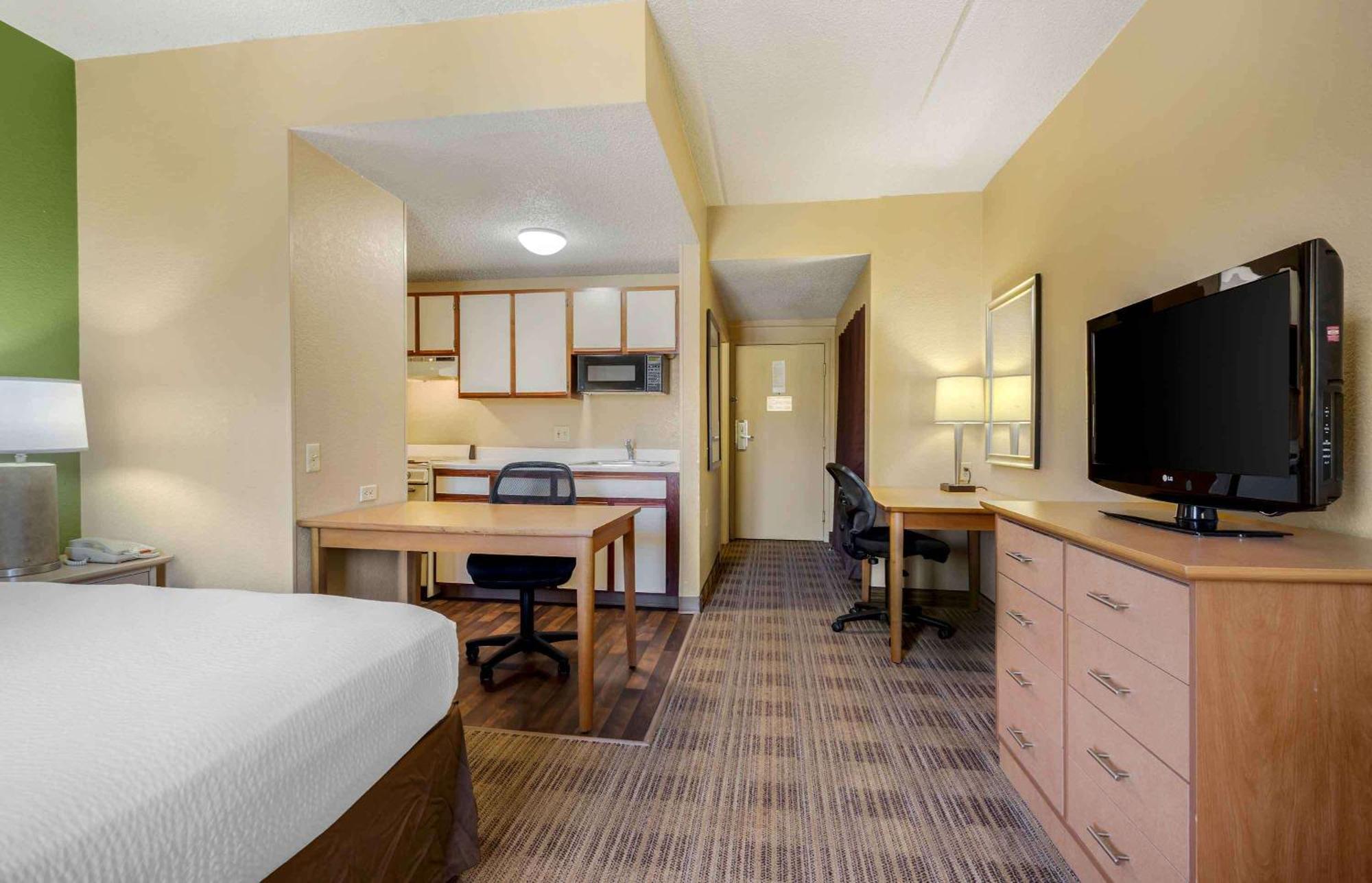 Extended Stay America Select Suites - Dallas - Las Colinas - Meadow Creek Dr Irving Exterior photo